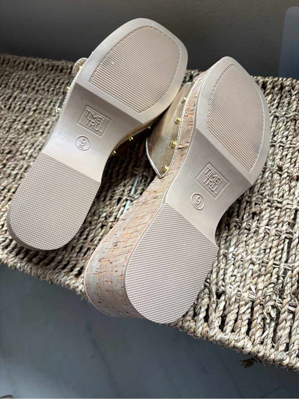 New Time and Tru Gold Metallic Cork Wedge Slide Sandals - Picture 4 of 5